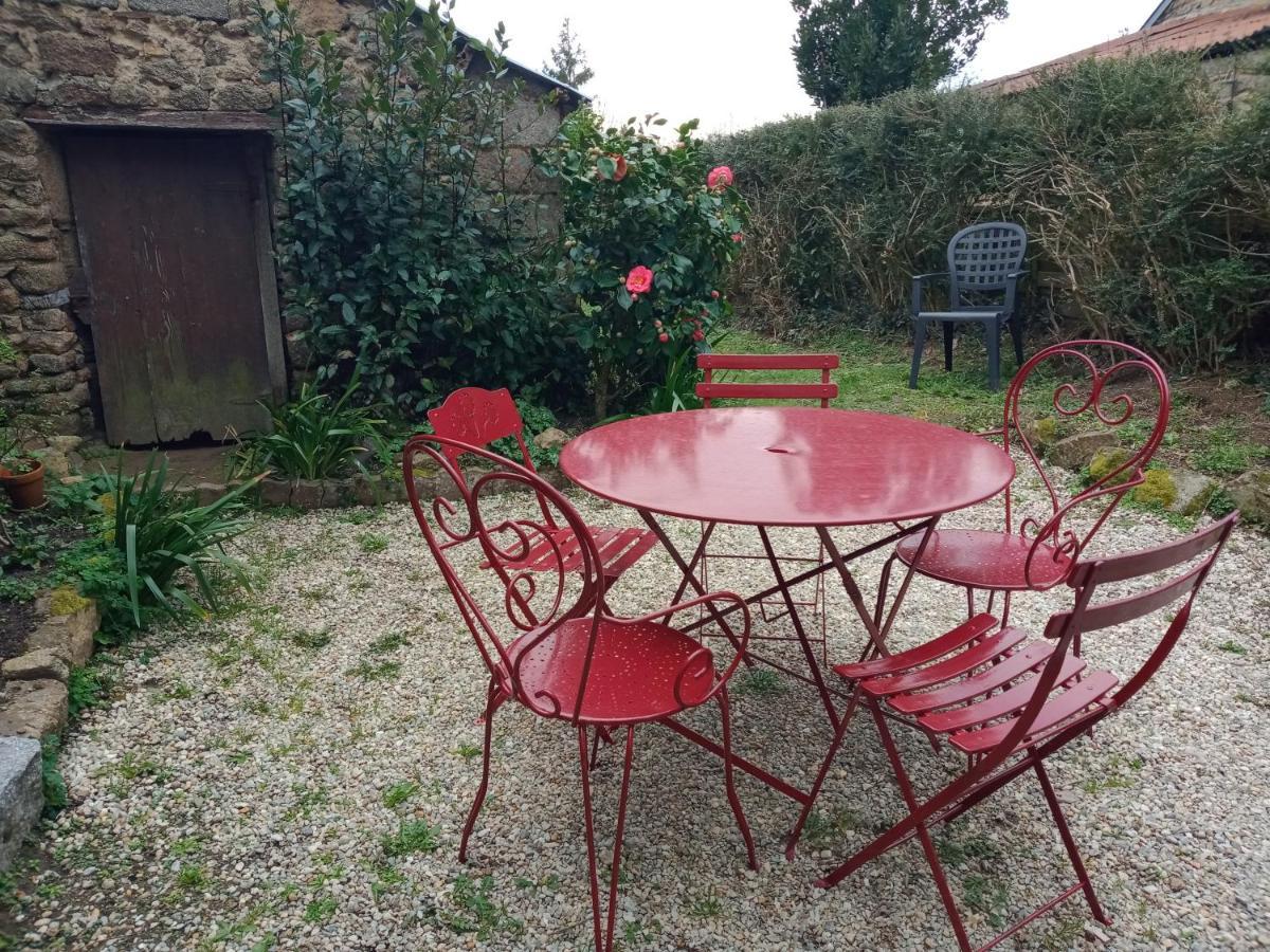 Gite Les Trefles Proche De La Plage En Baie Du Mont St Michel Carolles Εξωτερικό φωτογραφία